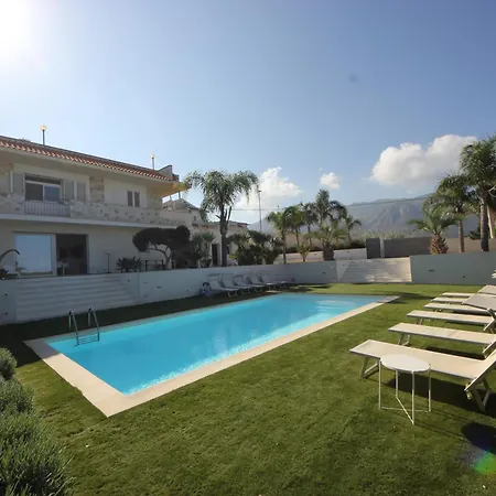 Iris Private Pool * Alcamo