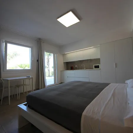 Διαμέρισμα Iris Private Pool