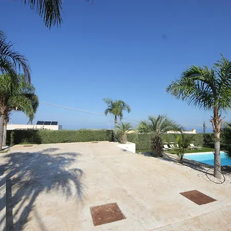 Iris Private Pool *