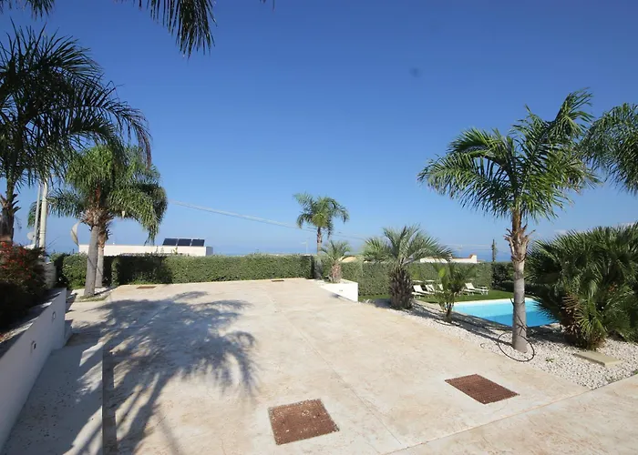 Iris Private Pool *
